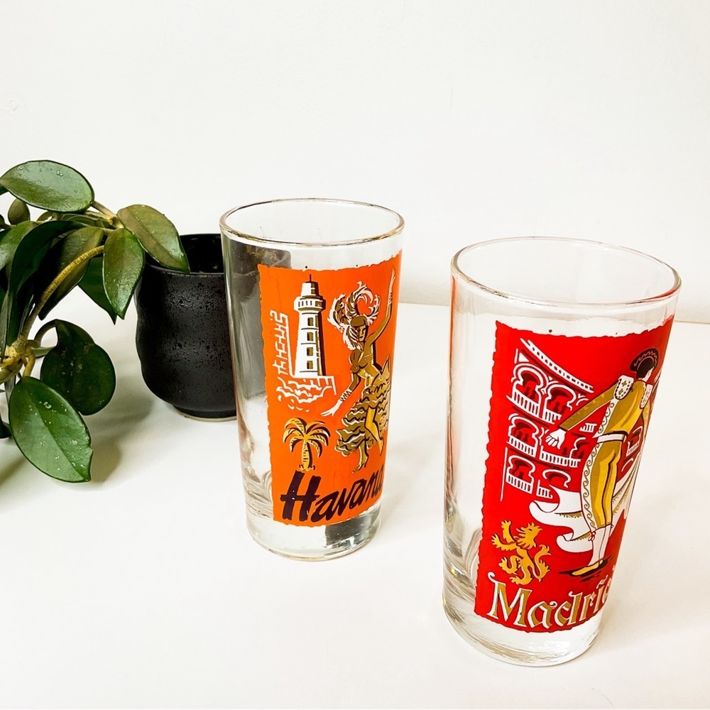 VINTAGE Mid-Century Modern Madrid Havana Souvenir Barware Orange Red Gold - Picture 7 of 7